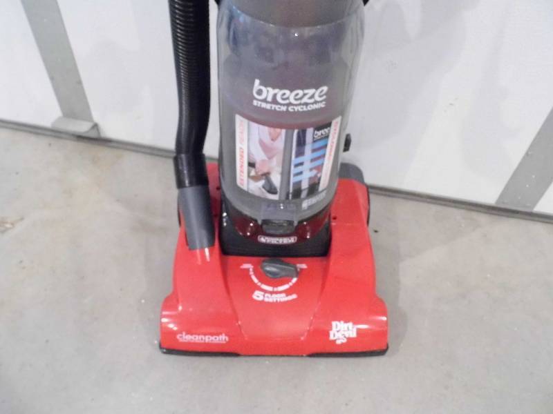 Dirt Devil Vacuum