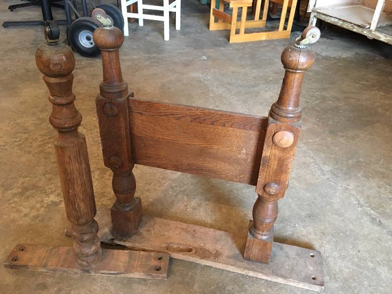 Two Center Oak legs for Antique Tables
