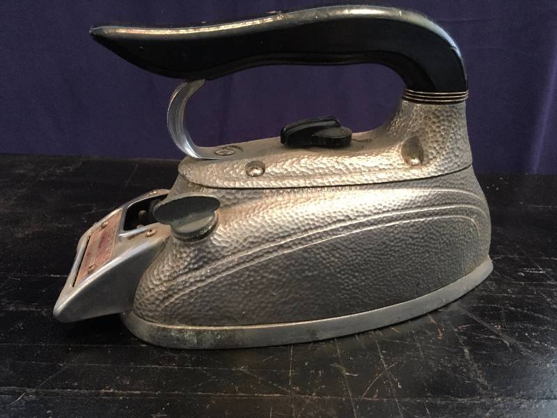 Vintage Steam-O-Matic Iron
