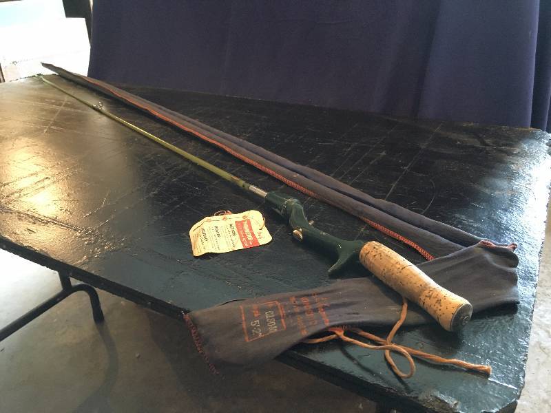 Shakespeare Wonder Rod With Caring Bag
