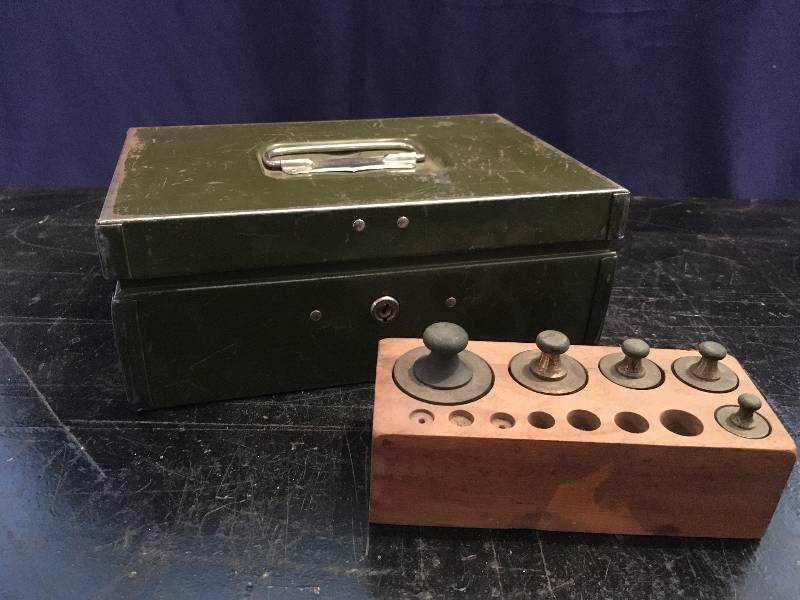 Metal Locking Box With Key & Jewelry Weights