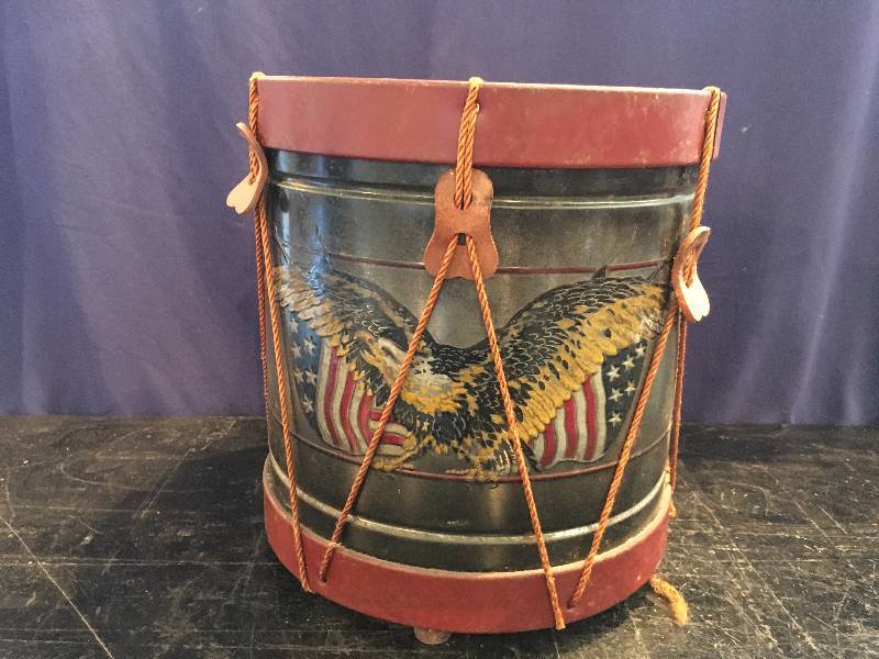 Decorative Garbage Can