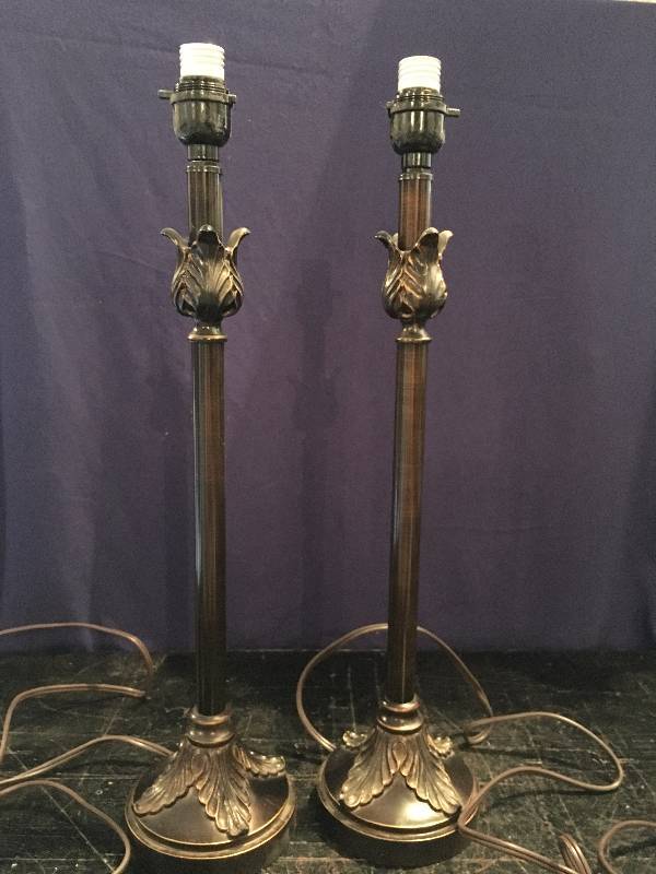 Pair lamps