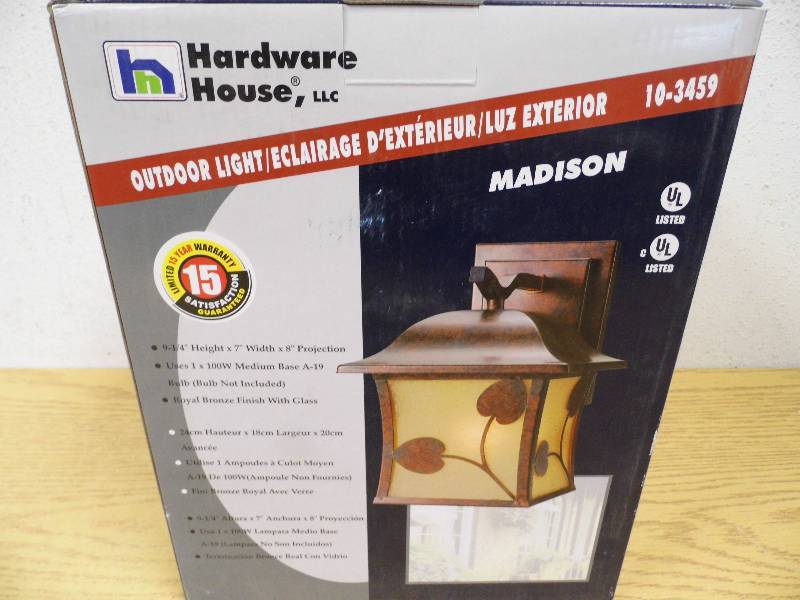 Madison Outdoor Light