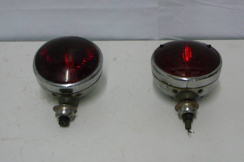 lot 2 image: VINTAGE LIGHTS