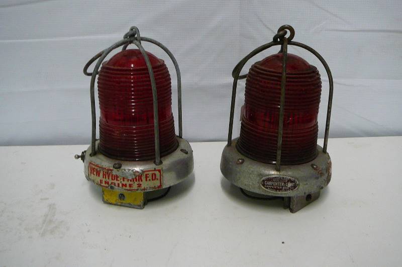 lot 6 image: VINTAGE LIGHTS