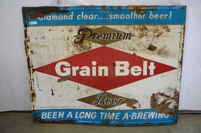 lot 15 image: VINTAGE GRAIN BELT SIGN