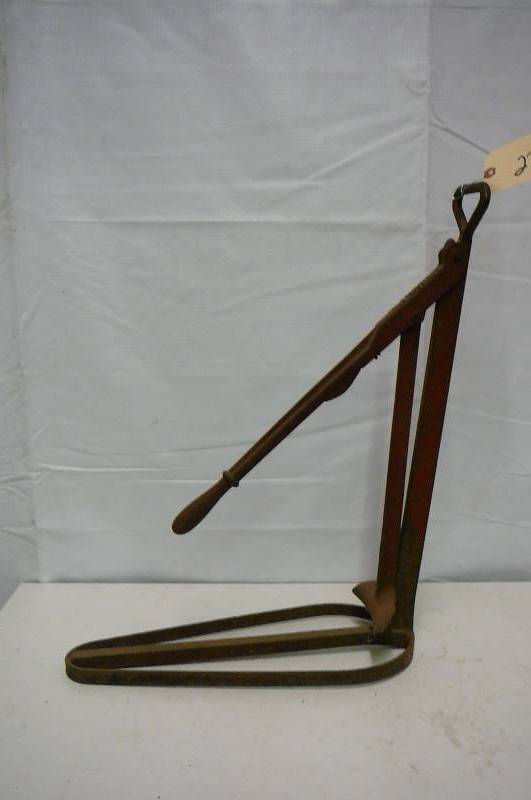 VINTAGE TIRE BEAD BREAKER ANTIQUES & VINTAGE COLLECTIBLES SALE 415