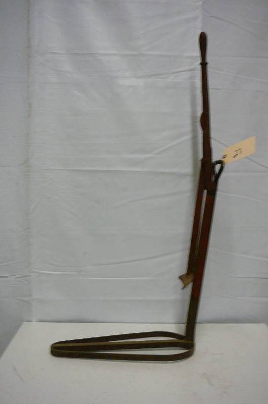 VINTAGE TIRE BEAD BREAKER ANTIQUES & VINTAGE COLLECTIBLES SALE 415