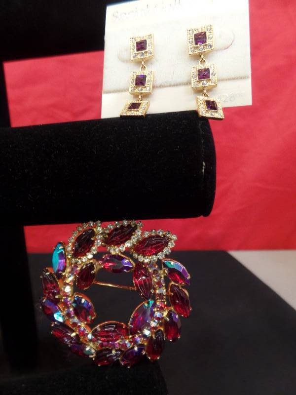 Costume Jewelry - BLING