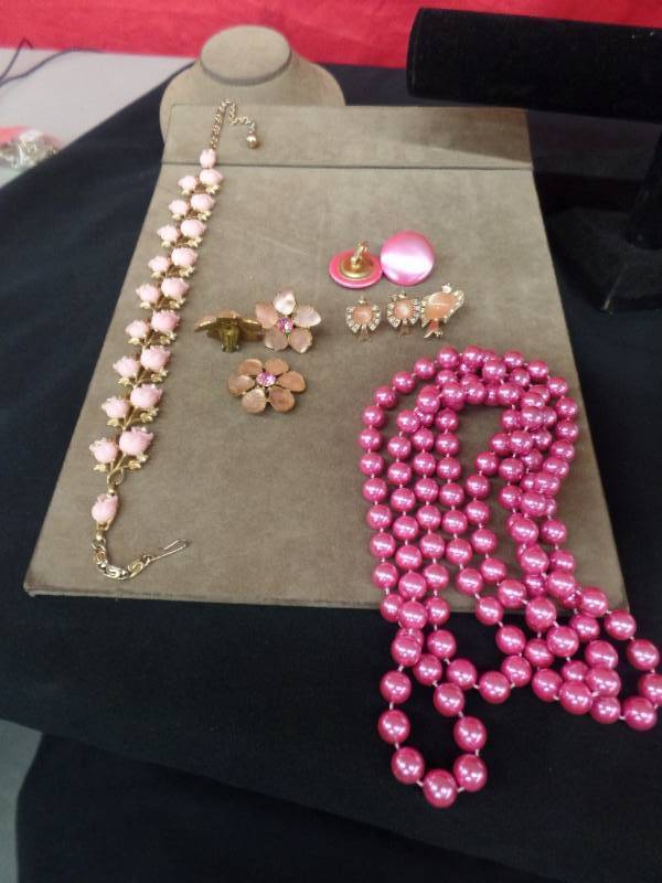 Vintage Jewelry
