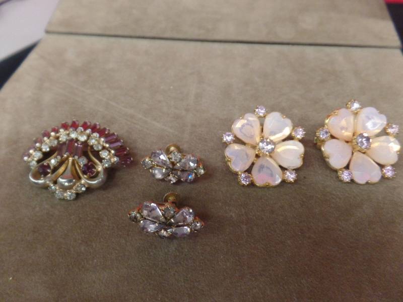 Vintage Rhinestone Jewelry