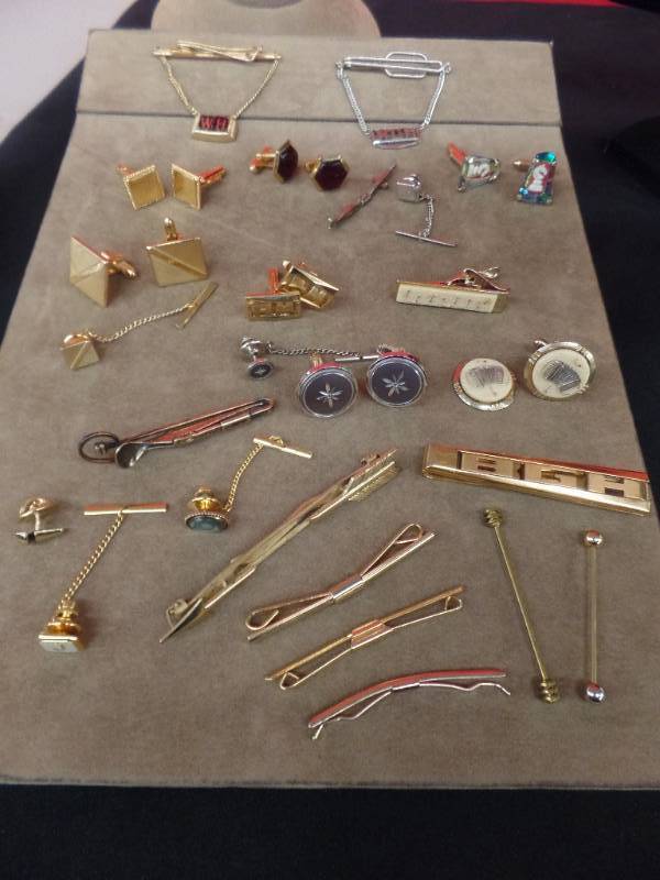 Mens Cuff Links and Tie Stays