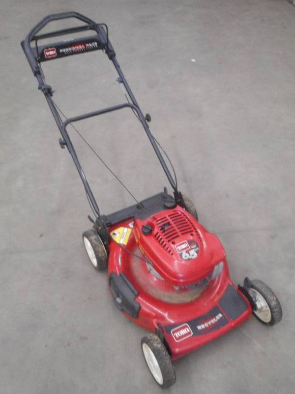 Toro Personal Pace Self-Propelled R...