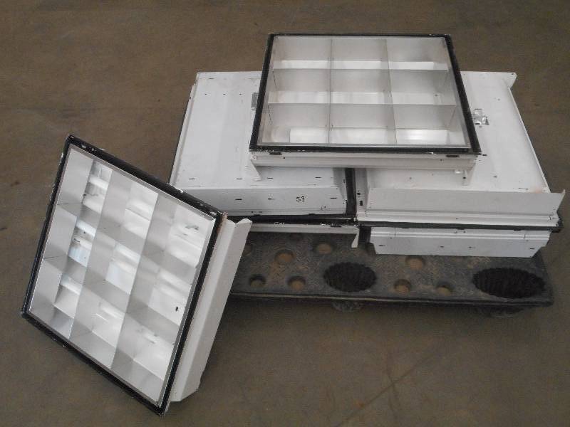 Lot Of (6) 2x2 Flourescent Light ...