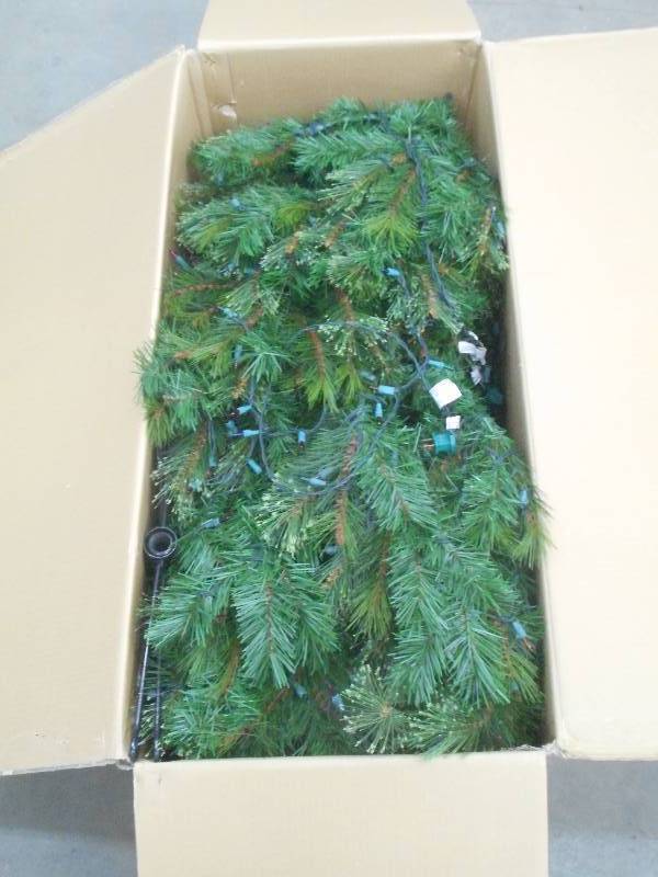 7.5 California Artificial Christma...
