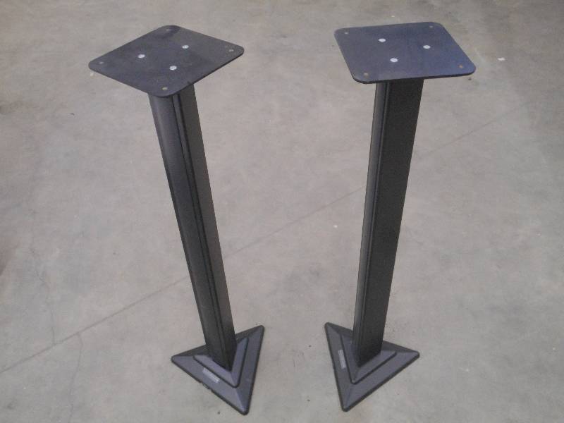 (2) Ultimate Aluminum 42 Speaker S...