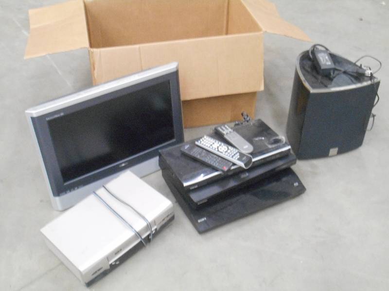 Lot Of Toshiba T.V., (2) BluRay Pl...