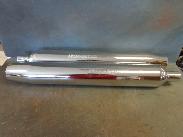 lot 28 image: Motorcycle Mufflers (Harley Road King)