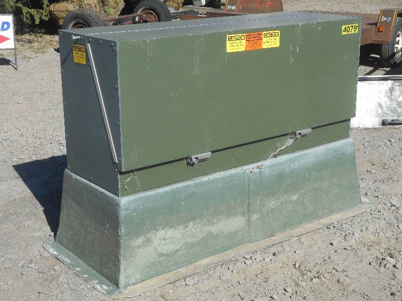 lot 6 image: Commercial 5ft Outdoor Electrical E...