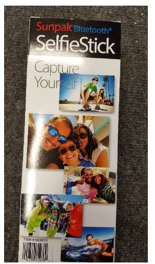 lot 106 image: 2 - Sunpack Bluetooth Selfie Sticks