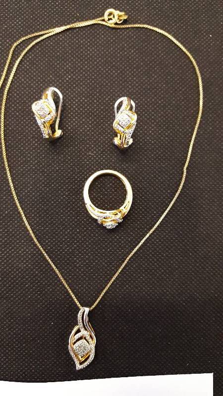 lot 81 image: Goldtone 110 ct tw Diamond 3-Pc. Jewelry Set