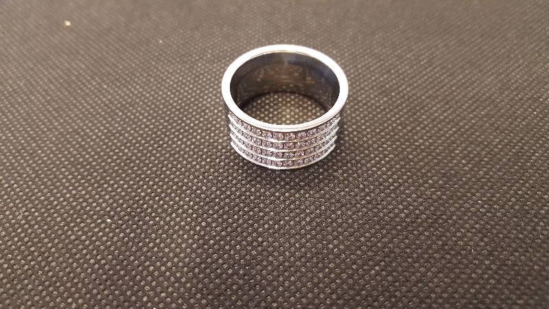 lot 84 image: Mens Stainless Steel Crystal Ring