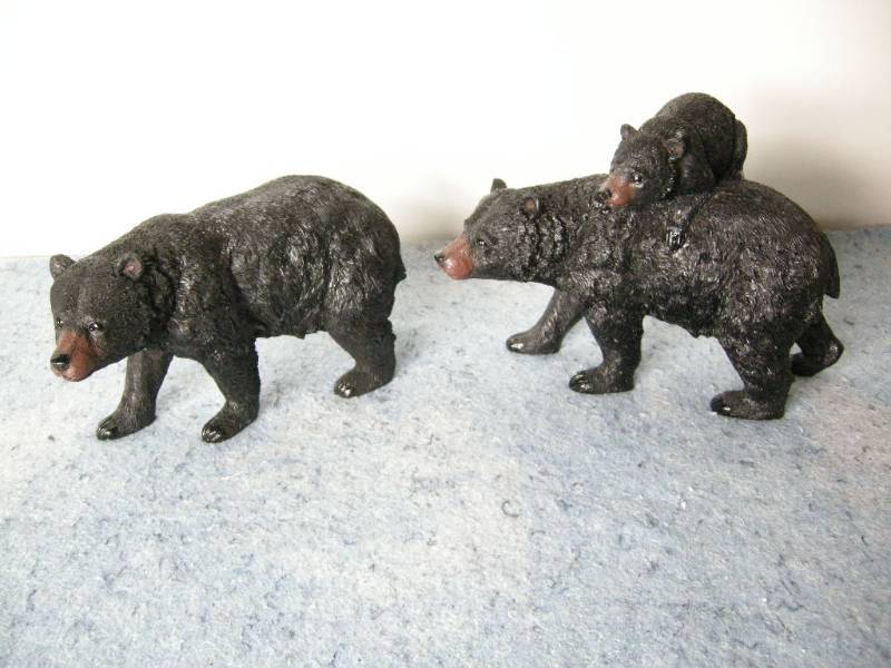 2 Walking Bear Figures
