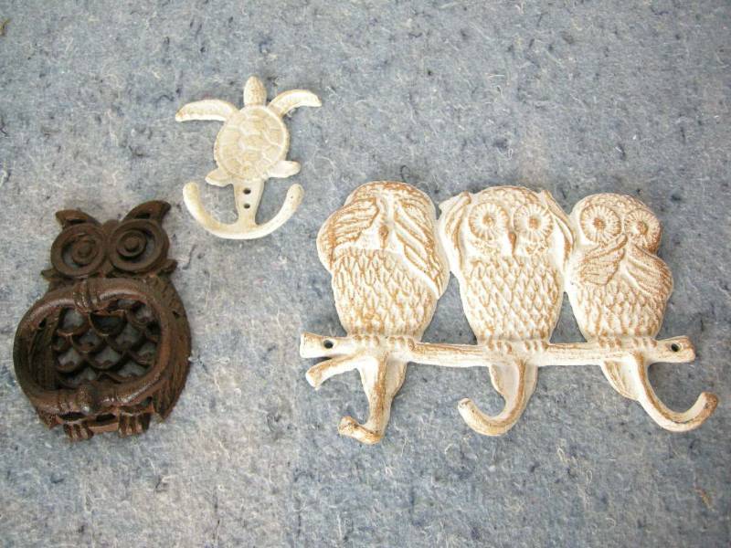 Cast Owl-Turtle HooksKnocker
