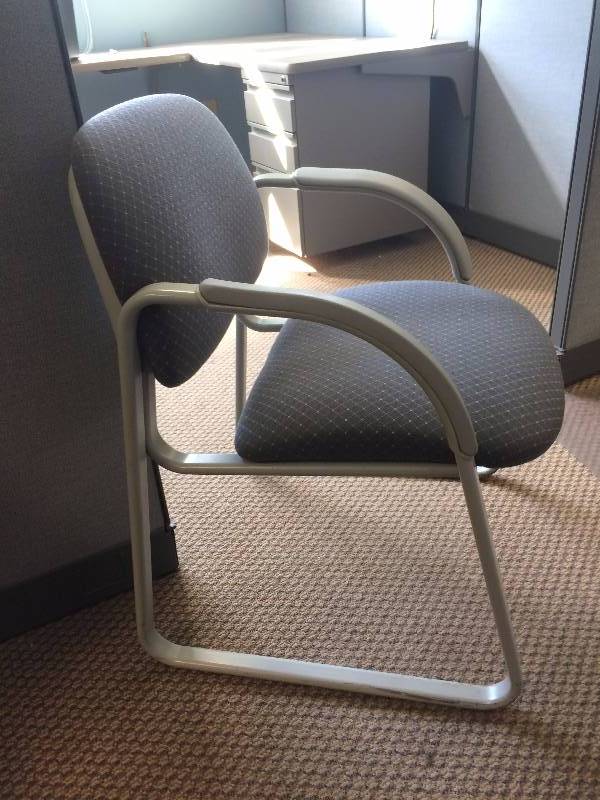 Super Quality HON Sled Base Side Guest Chair - Nice Condition - Matches Lot #34 Chair