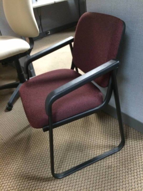 Super Quality Sled Base Side Guest Chair - Nice Condition