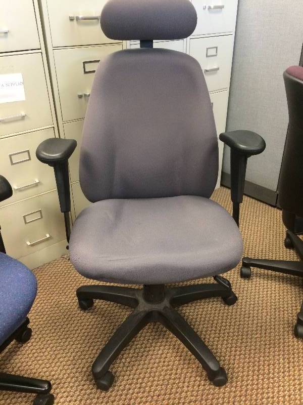 Super High End Quality Ergonomic Multi Adjustible Settings & Arms Swivel Rolling Executive Office Chair - Super Condition