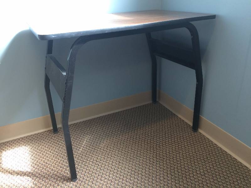 Small Office Secretary Table - Super Condition