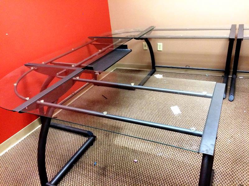 Wow Contempory Sleek Design Modern Very Heavy Duty Glass & Black Metal Executive Office Horseshoe U Shaped Desk - Excellent Condition - Barely Used - Needs dusting