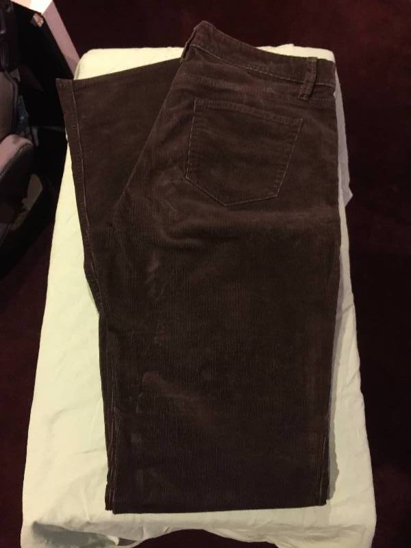 Eddie Bauer Womans Corduroy (Size 4T - Gently Used)