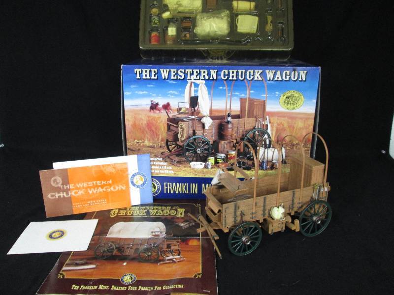 lot 2 image: Franklyn Mint Western Chuck Wagon