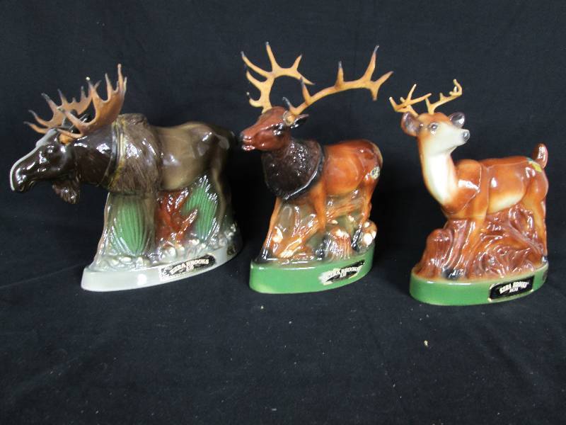 lot 82 image: Ezra Brooks Woodland Decanters