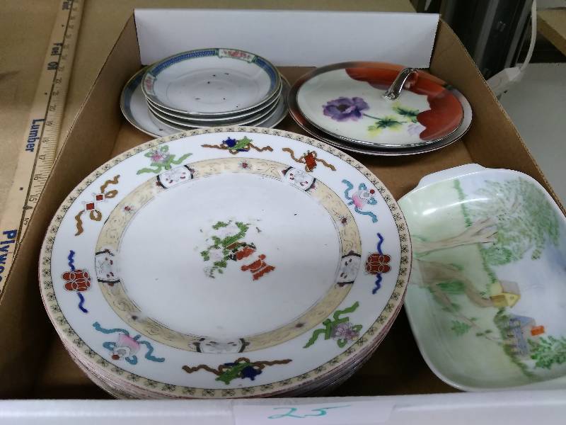 lot 25 image: Noritake China Lot