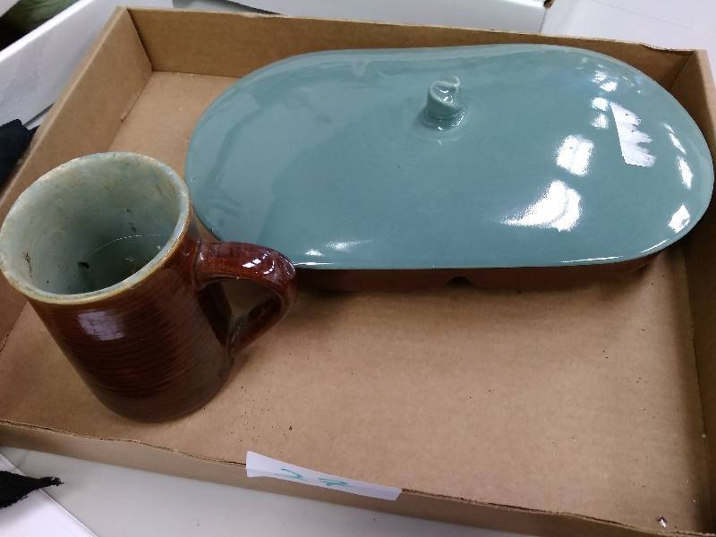 lot 27 image: Red Wing Pottery Lot