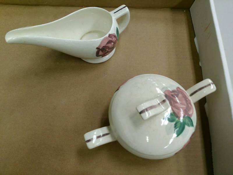 lot 8 image: Red Wing Pottery Creamer & Sugar Bowl