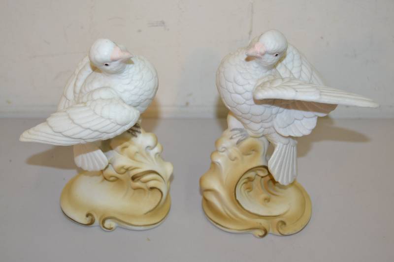 Lefton China Doves