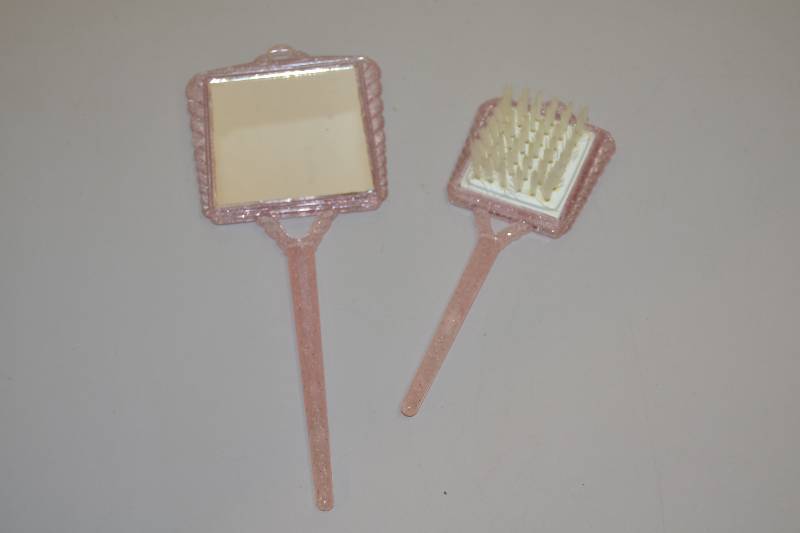 Vintage hand mirror set