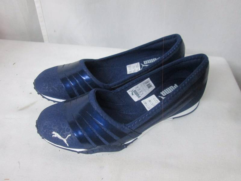 lot 17 image: Puma Womens Asha Alt 2 Comfort Shoe