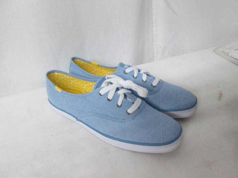 lot 24 image: Keds Womens Champion Chambray Casual Sport Shoe