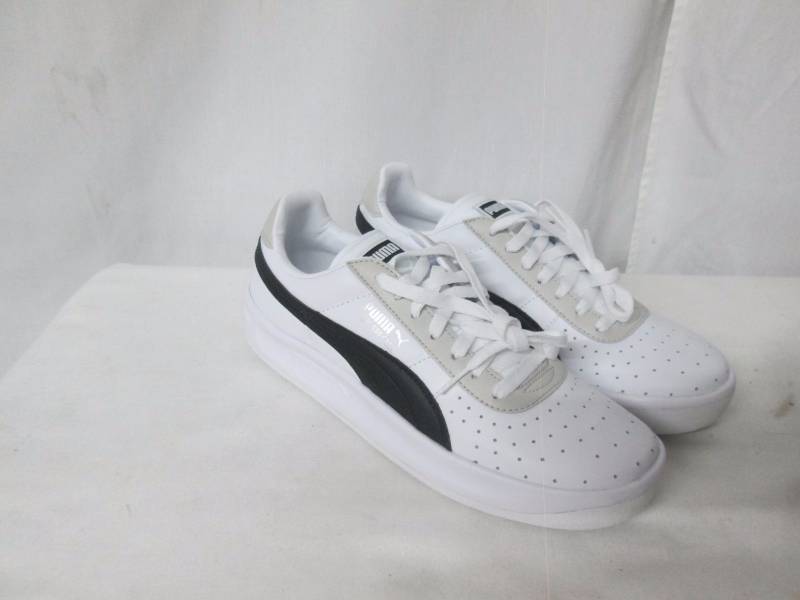 lot 15 image: Puma Mens GV Special Casual Sport Shoe