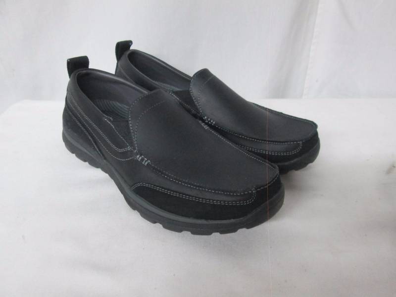 lot 27 image: Skechers Mens Gains Relaxed Fit Slip On