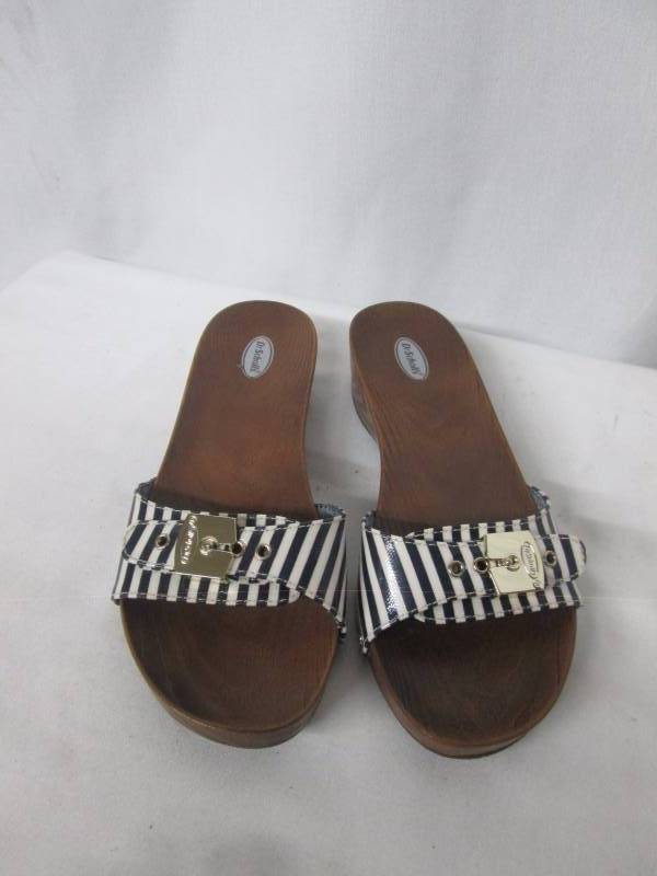 lot 29 image: Dr. Scholls Womens Classic Sandal