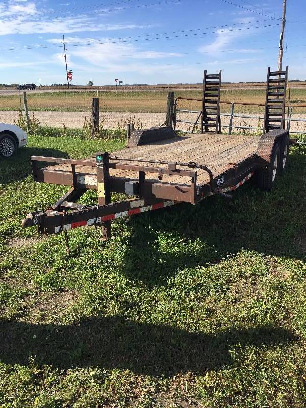 2004 18 Tandem Axle with Beaver Tail