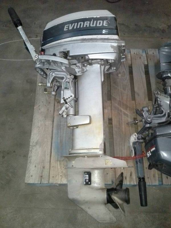 Evinrude Outboard Motor(25 HP)