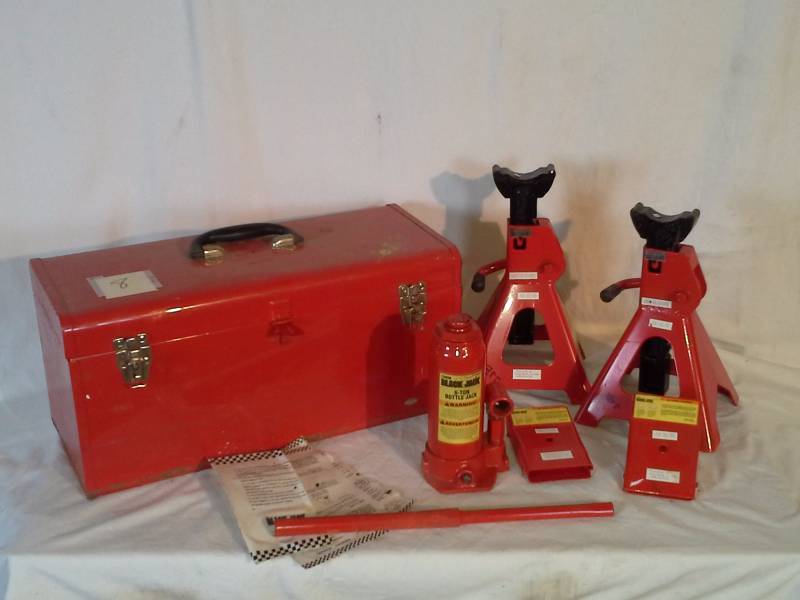 Bottle Jack and Jack Stands